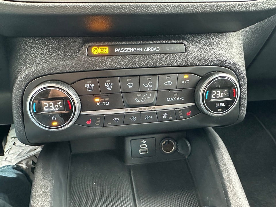 Ford Focus 1,5 EcoBlue Titanium stc. aut. Van 5d