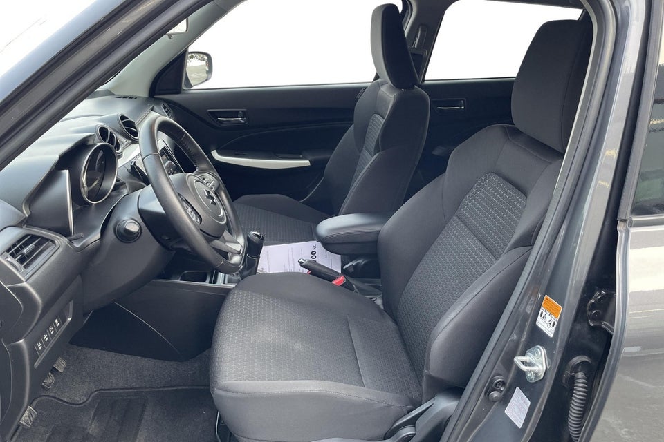 Suzuki Swift 1,2 Dualjet SHVS Exclusive 5d