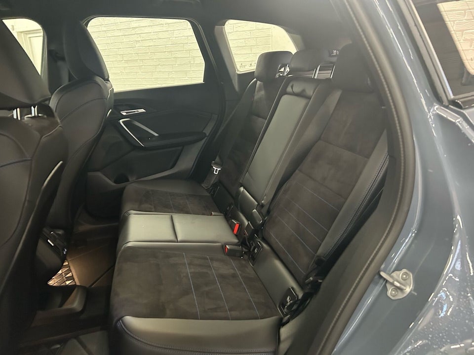 BMW iX1 eDrive20 M-Sport 5d