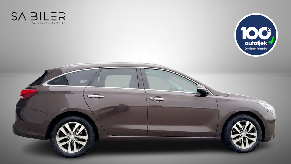 Hyundai i30 1,4 T-GDi Premium stc. DCT 5d