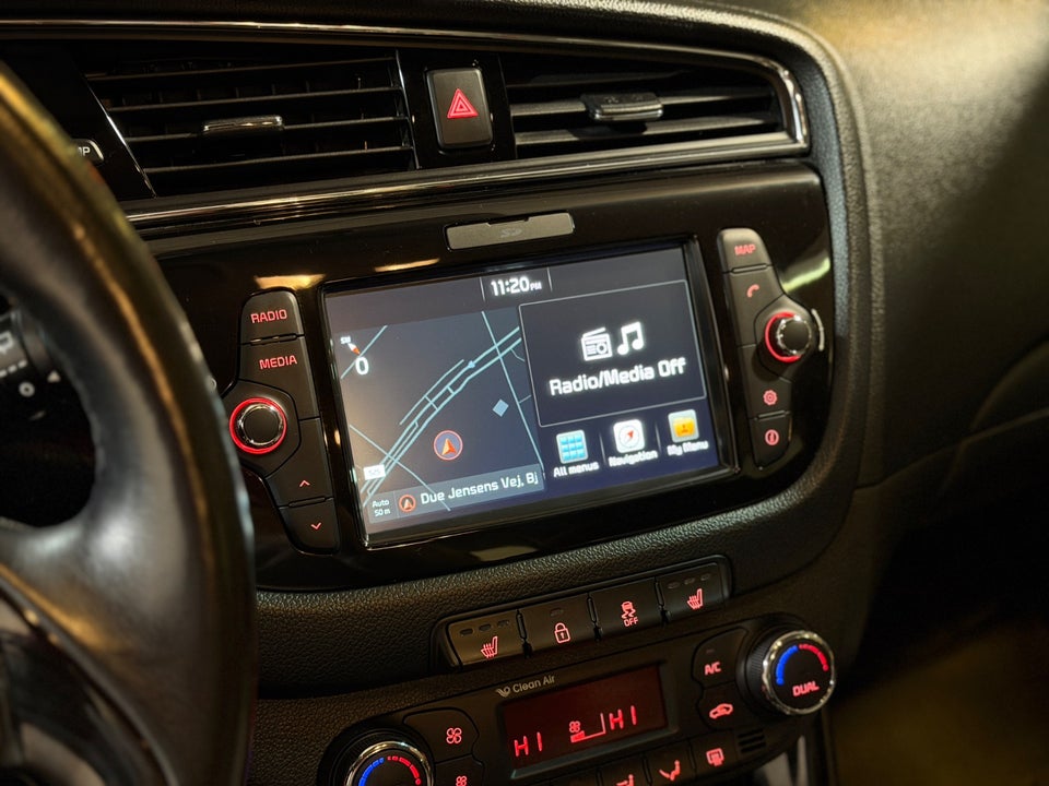 Kia Ceed 1,6 CRDi 136 Attraction SW 5d