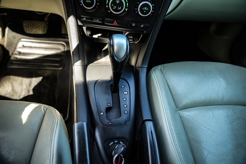 Saab 9-3 1,8 t Expression SportCombi Hirsch aut. 5d