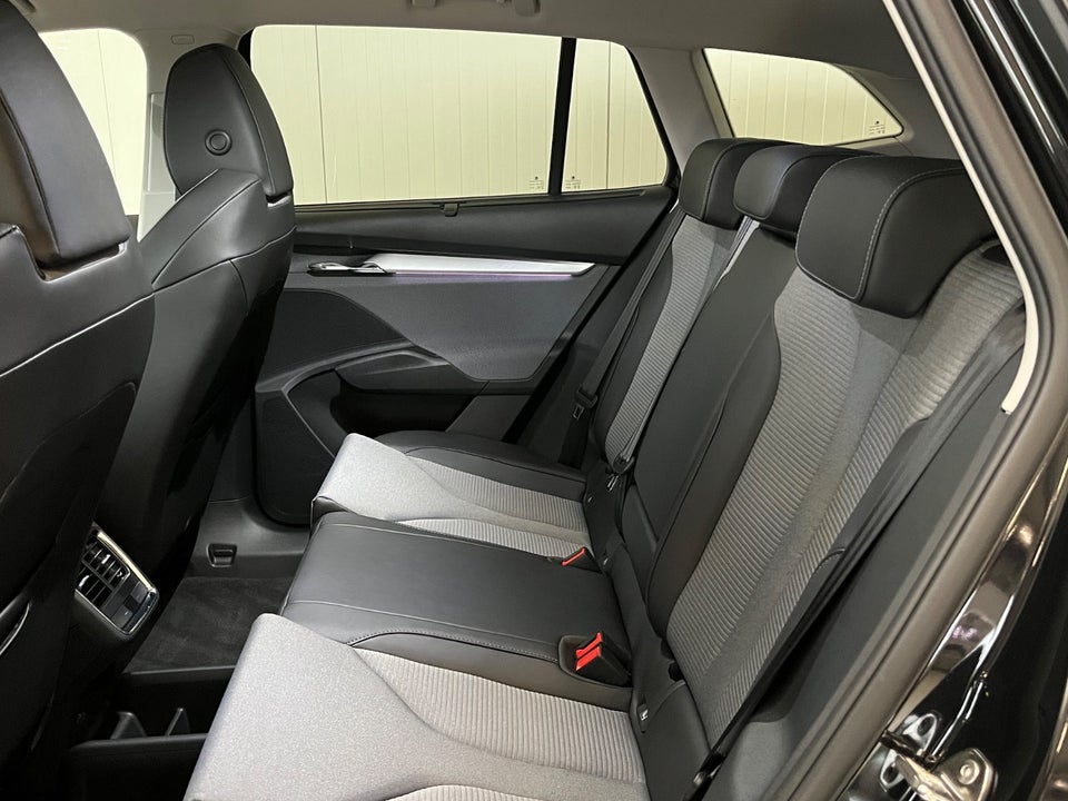 Skoda Enyaq 60 iV Premium 5d