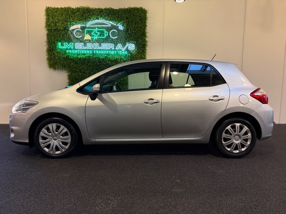 Toyota Auris 1,6 T2 5d