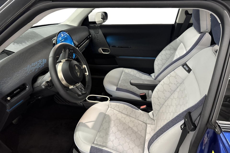 MINI Cooper E Classic Trim S 3d