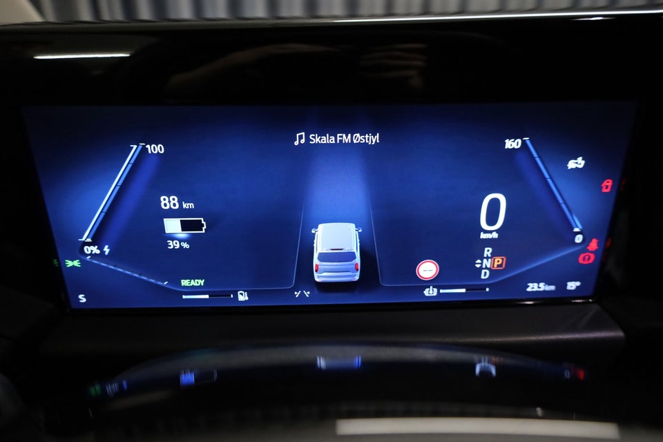 Ford E-Transit Custom 340L 64 Limited