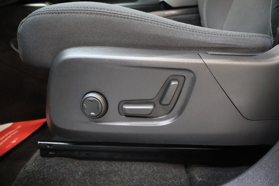Volvo XC40 P6 ReCharge Plus 5d