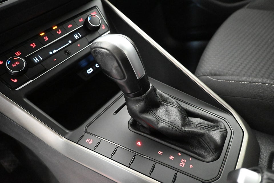 VW Polo 1,0 TSi 95 Comfortline Connect DSG 5d