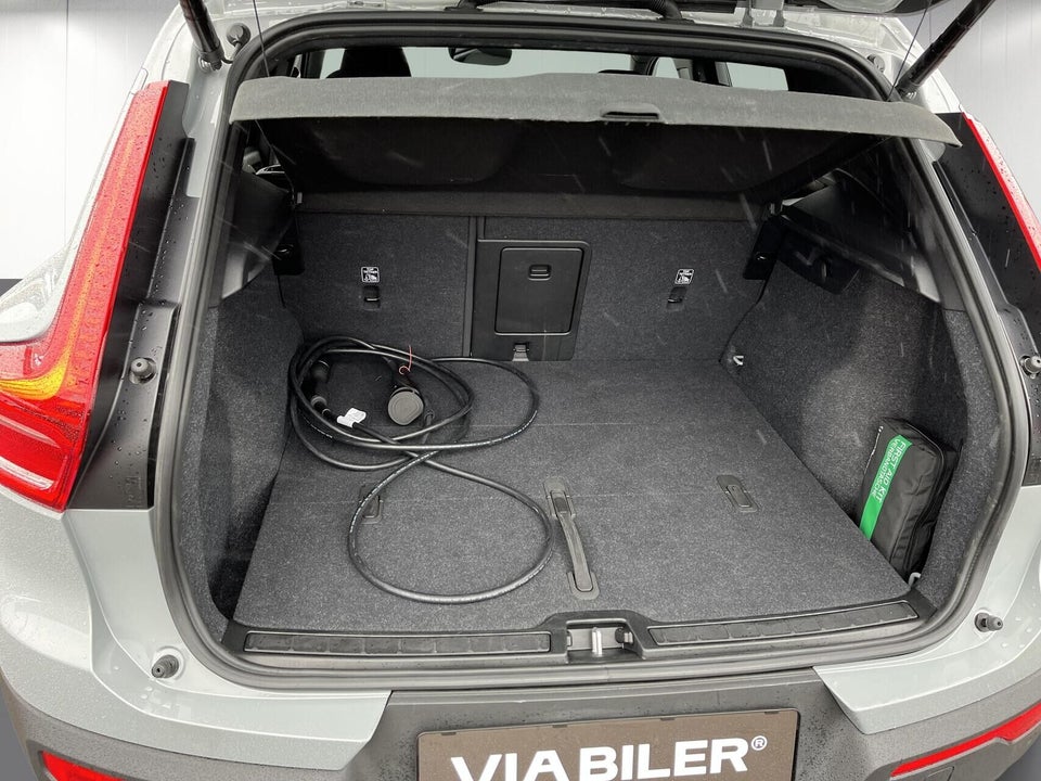 Volvo EX40 Extended Range Plus 5d