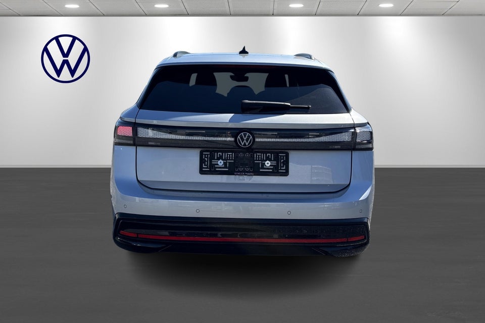 VW ID.7 77 Style+ Tourer 5d