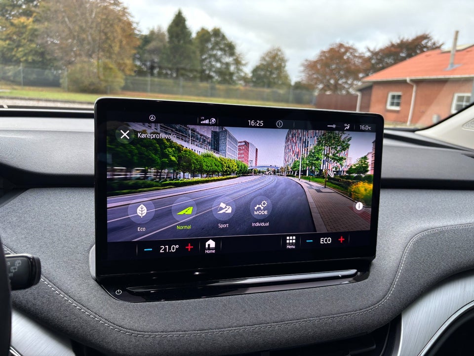 Skoda Enyaq 80 iV Loft 5d