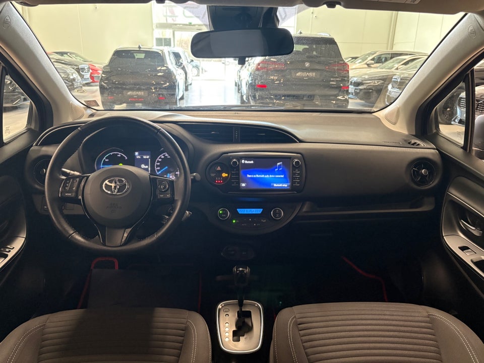 Toyota Yaris 1,5 Hybrid H1 e-CVT 5d