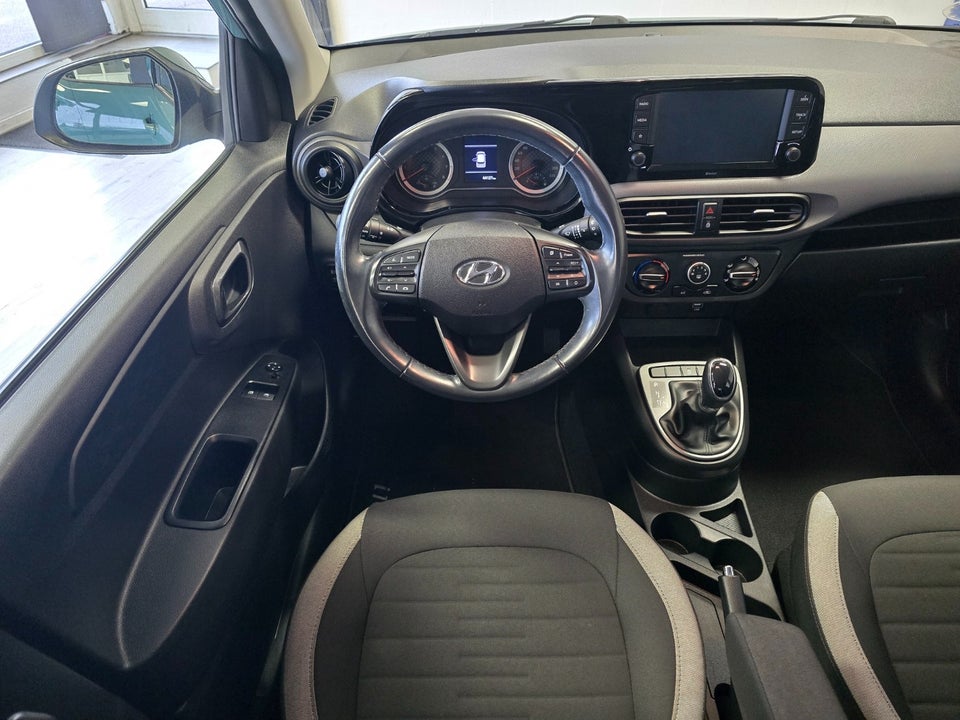Hyundai i10 1,0 MPi Essential AMT 5d