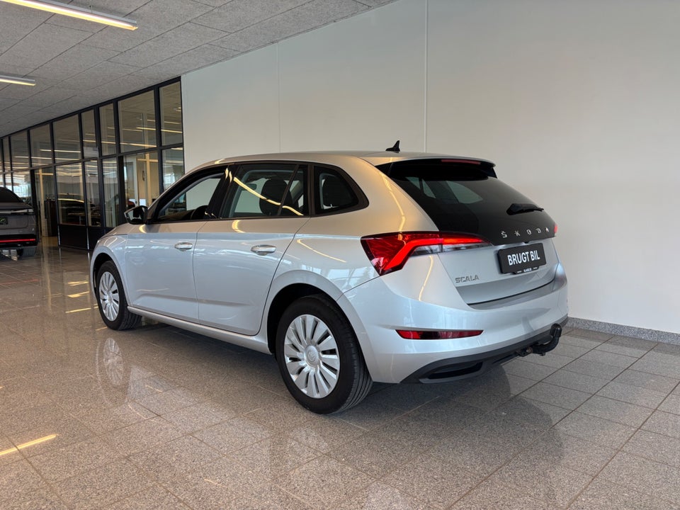 Skoda Scala 1,0 TSi 110 Dynamic DSG 5d
