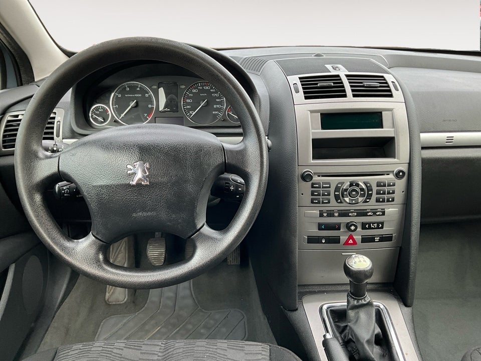 Peugeot 407 2,0 XR 4d