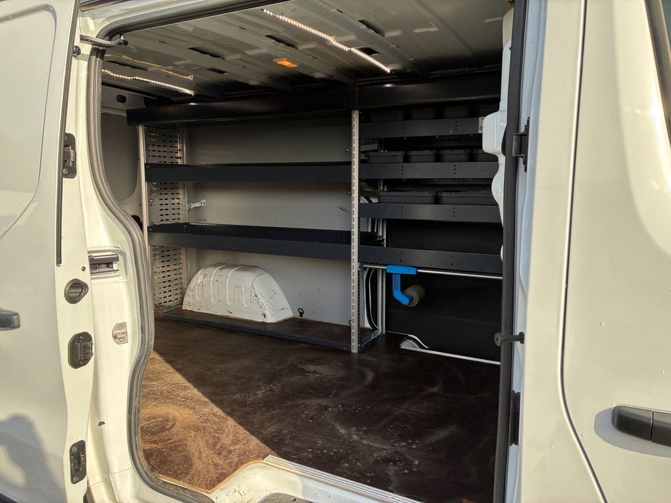 Renault Trafic 2,0 dCi 130 L2H1 Tekno