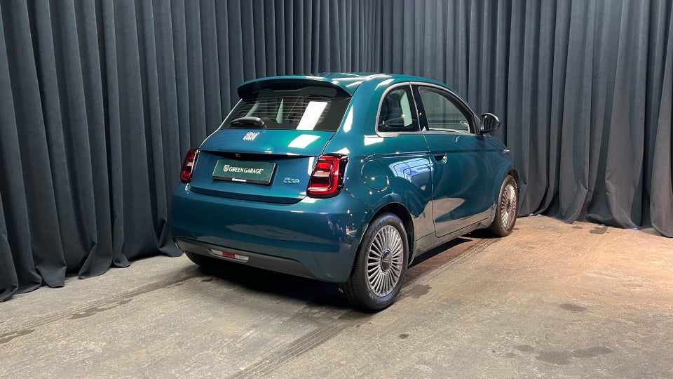 Fiat 500e 42 Icon 3d