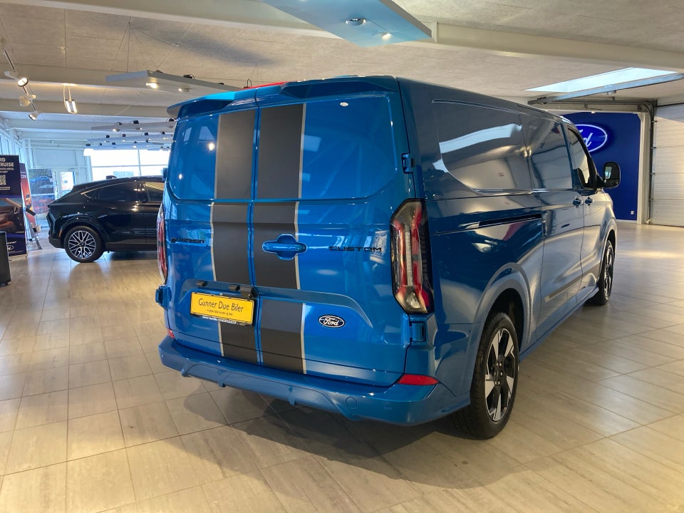Ford E-Transit Custom 340L 64 Sport