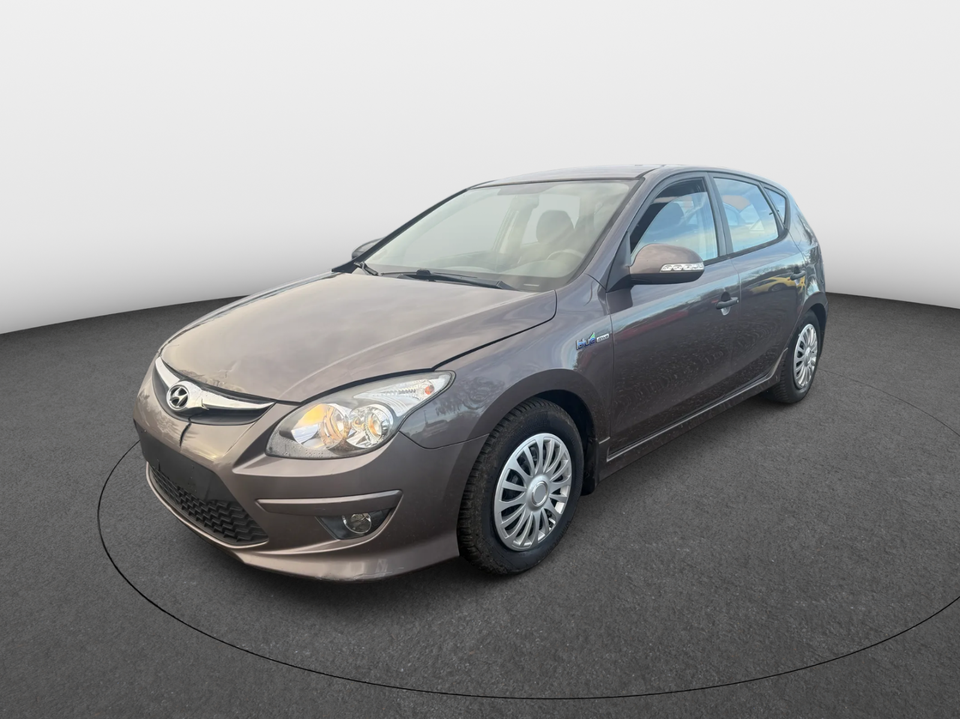 Hyundai i30 1,6 CRDi 90 Blue Drive 5d