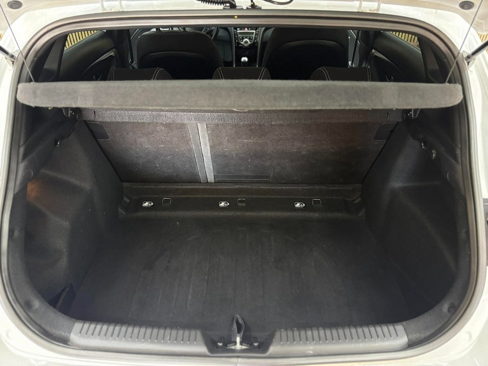 Hyundai i30 1,6 CRDi 110 5d