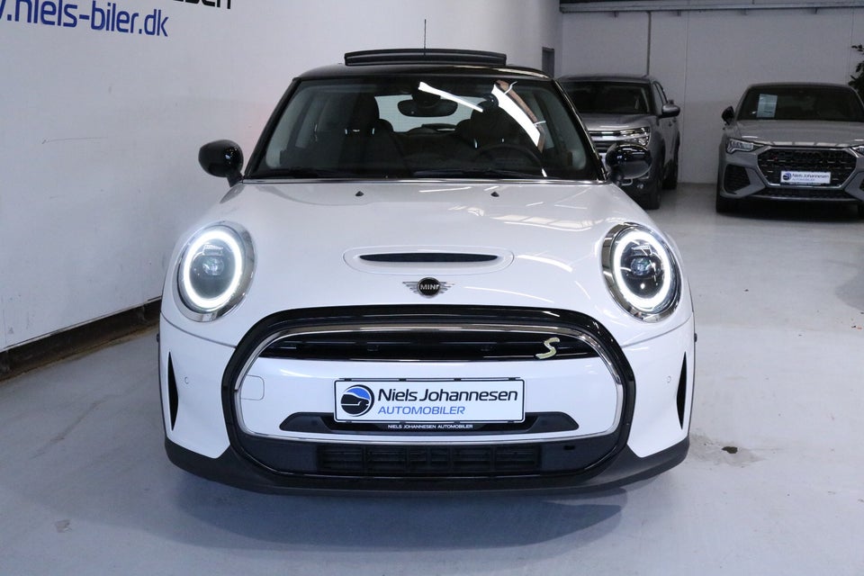 MINI Cooper SE Edition Premium Plus 3d