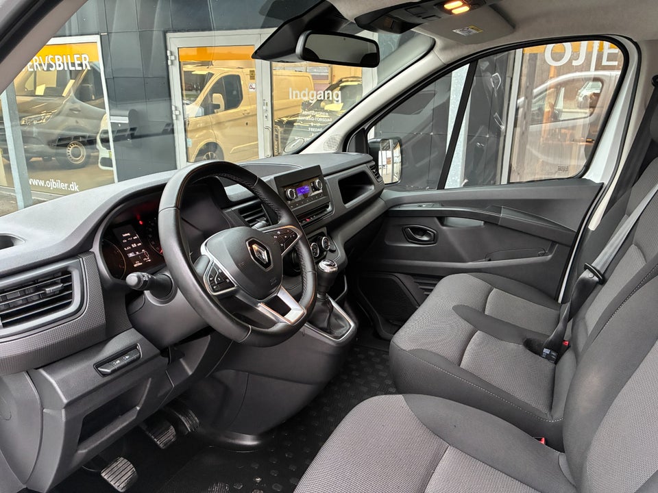Renault Trafic 2,0 dCi 130 L2H1 Tekno