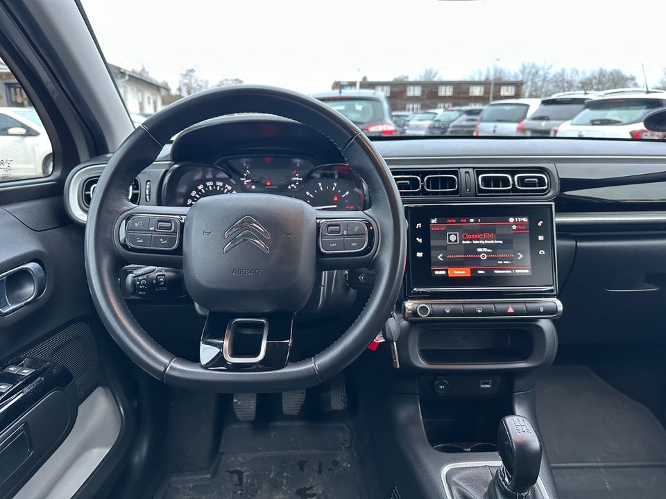 Citroën C3 1,2 PureTech 83 Shine Sport 5d