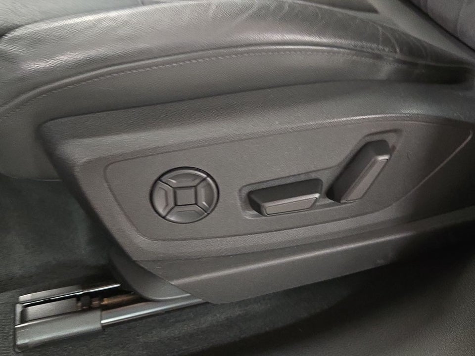 Audi e-tron 50 quattro 5d