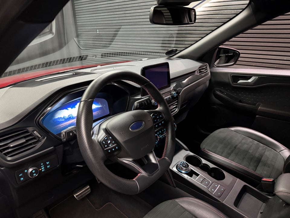 Ford Kuga 2,5 PHEV ST-Line X CVT 5d
