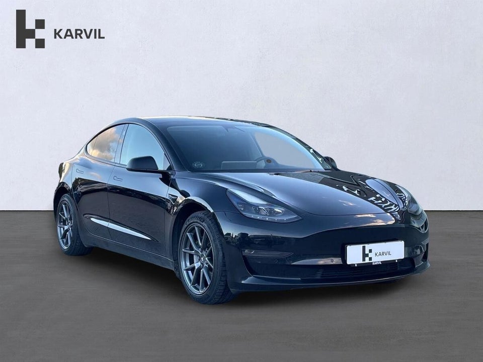 Tesla Model 3 Long Range AWD 4d
