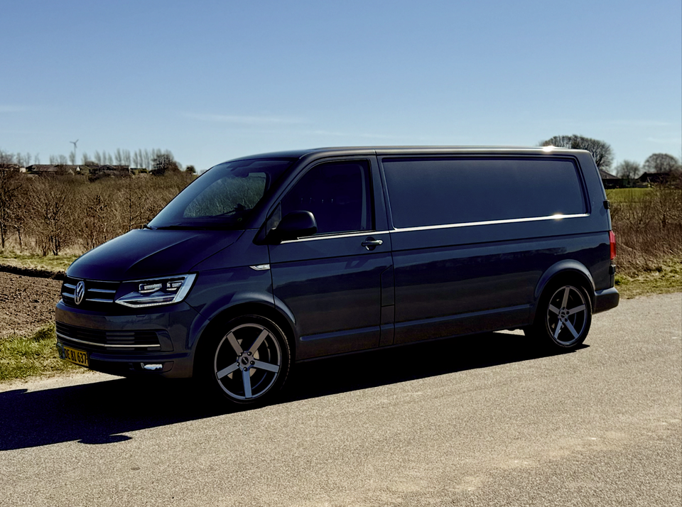 VW Transporter 2,0 TDi 150 Autotransporter DSG 2d