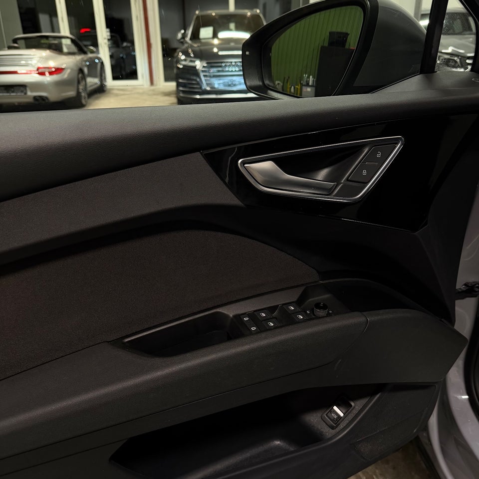 Audi Q4 e-tron 40 Advanced Sportback 5d