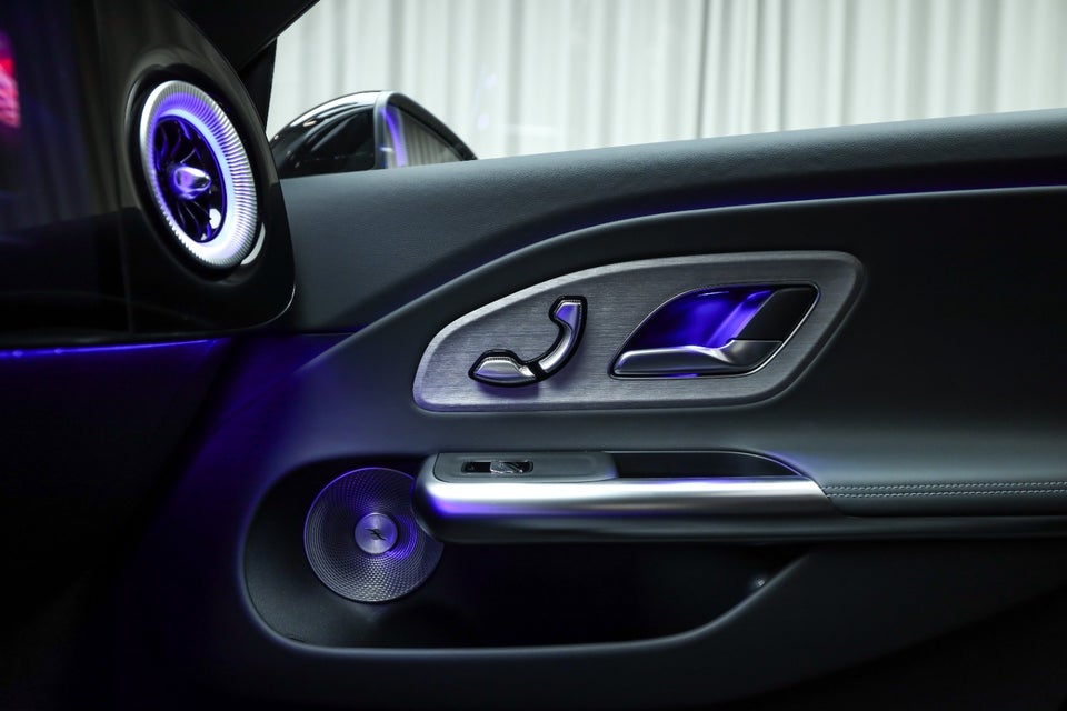 Mercedes CLA250+ electric Progressive Premium 4d