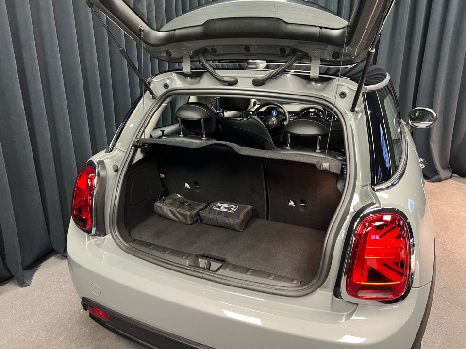 MINI Cooper SE Edition Premium Plus 3d