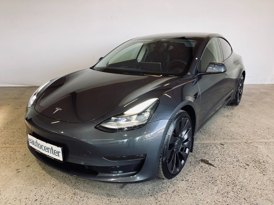 Tesla Model 3 Performance AWD 4d