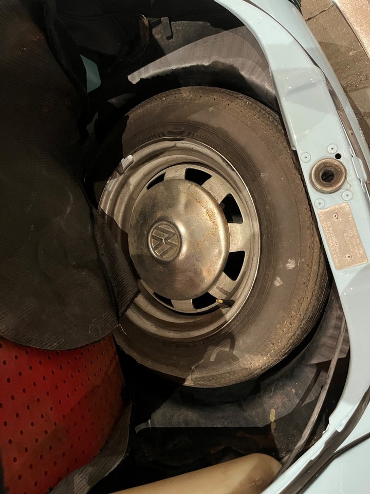 VW 1302 1,6 Cabriolet 2d