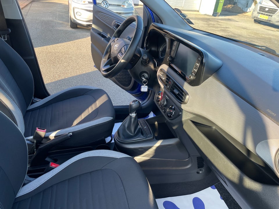 Hyundai i10 1,0 MPi Essential 5d