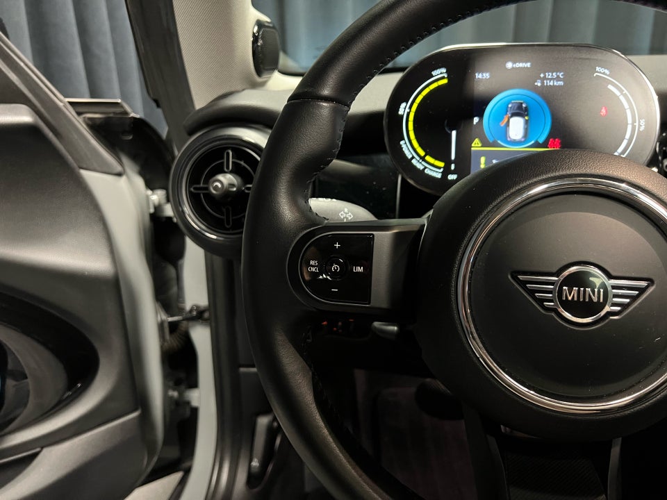 MINI Cooper SE Edition Premium Plus 3d