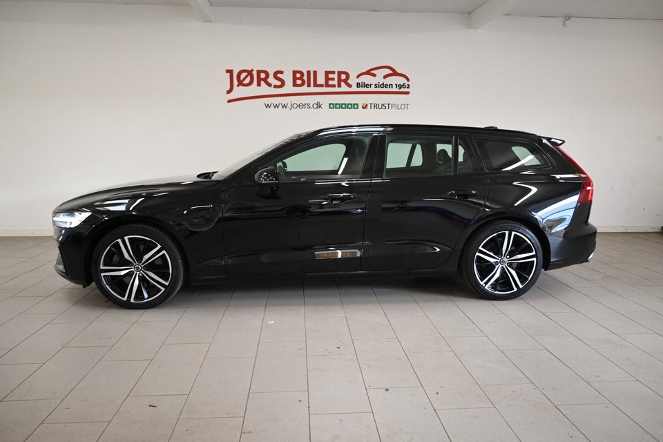 Volvo V60 2,0 T6 ReCharge R-Design aut. AWD 5d
