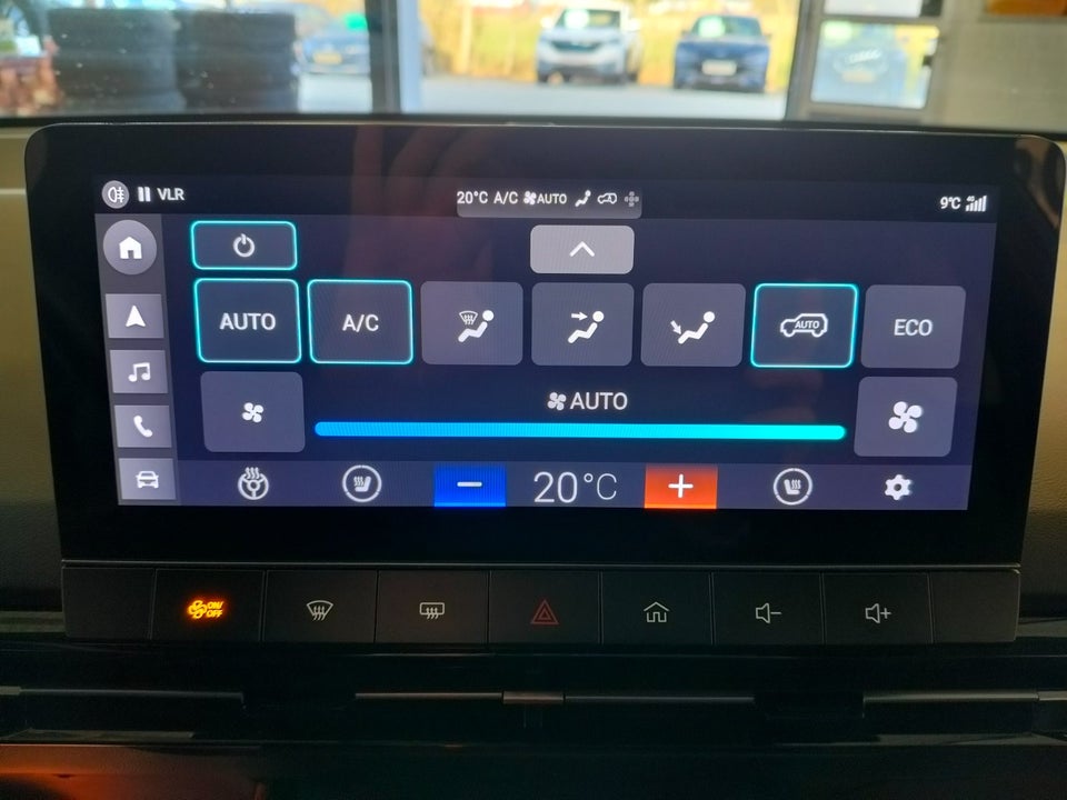 MG 4 77 Luxury Extended Range 5d