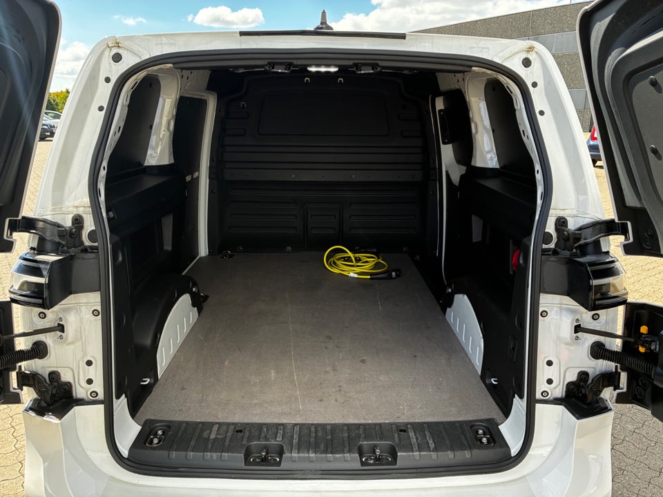 VW ID. Buzz 77 Cargo Pro