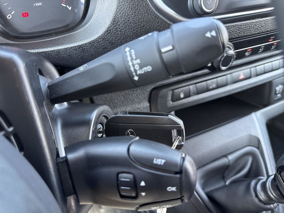 Toyota ProAce 2,0 D 144 Long Comfort 5d