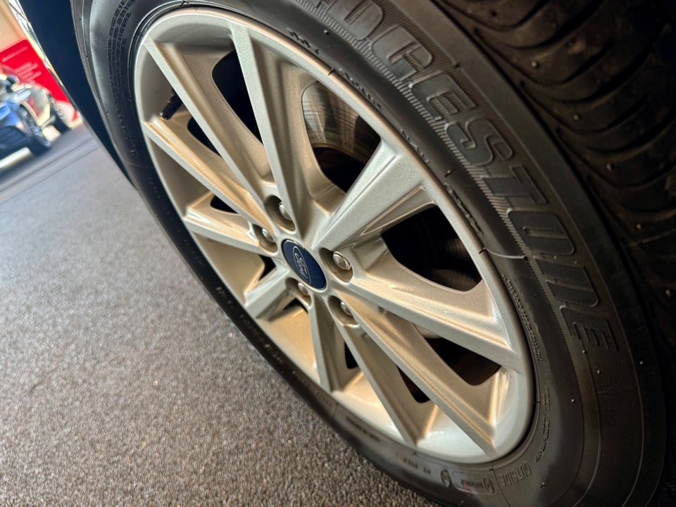Ford C-MAX 1,0 SCTi 125 Titanium 5d