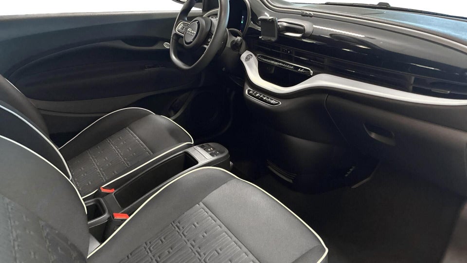 Fiat 500e 24 Action 3d