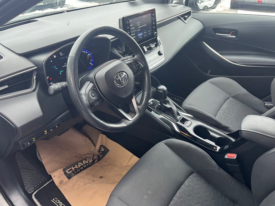 Toyota Corolla 1,8 Hybrid H3 Smart Touring Sports MDS 5d