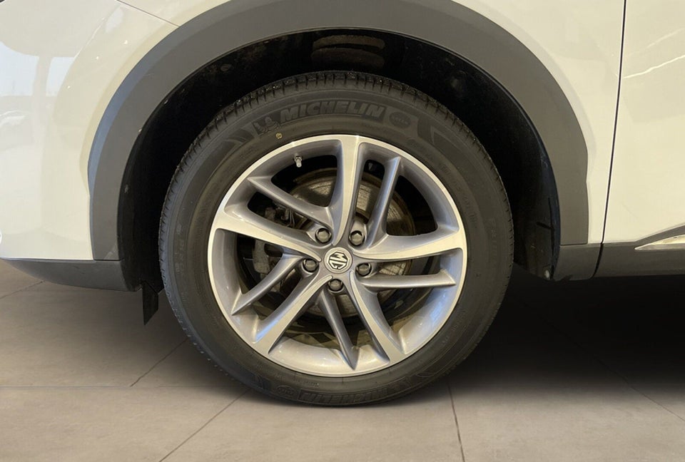 MG EHS 1,5 PHEV Luxury 5d