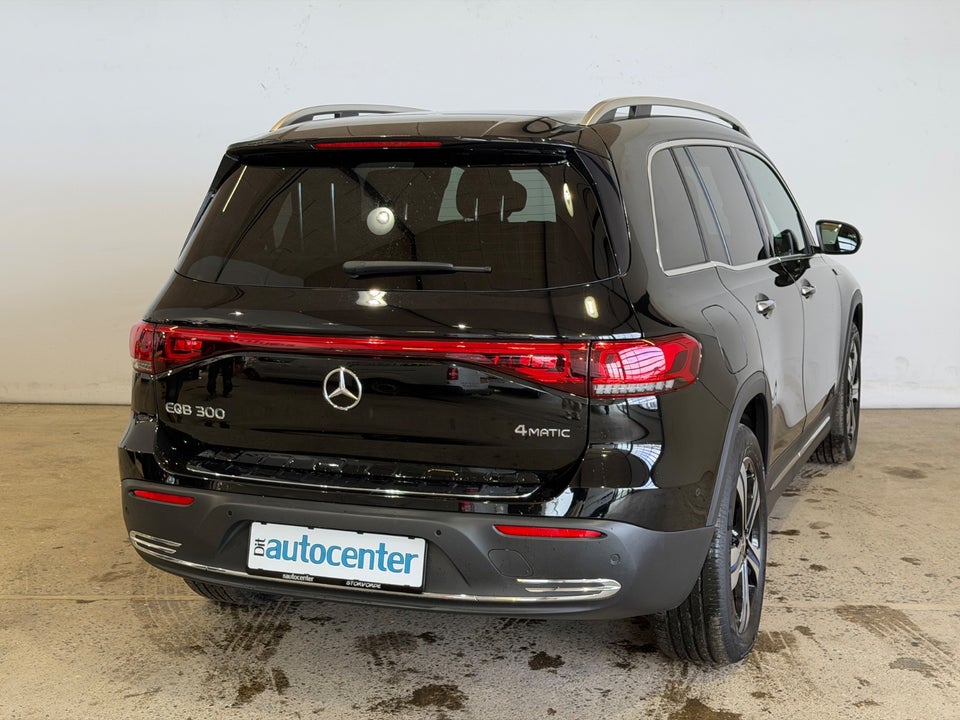 Mercedes EQB300 4Matic 7prs 5d