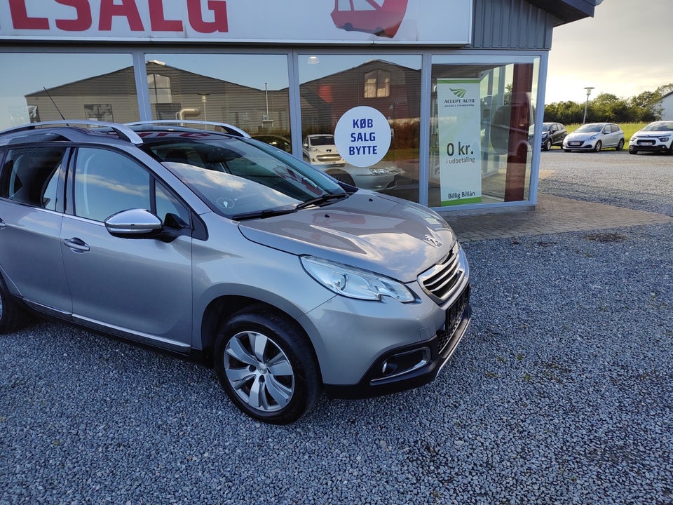 Peugeot 2008 1,2 e-THP 110 Active Sky 5d