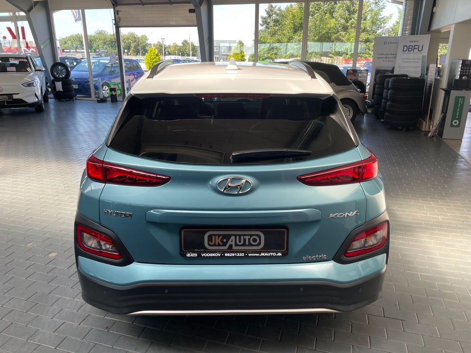 Hyundai Kona 64 EV Premium 5d