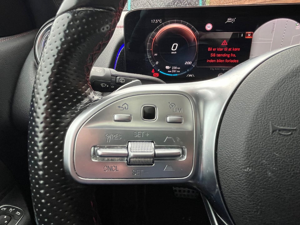 Mercedes EQB300 AMG Line 4Matic 5d